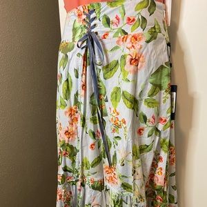 Tommy Hilfiger Skirt NWT Size 4 Cotton Tropical Print